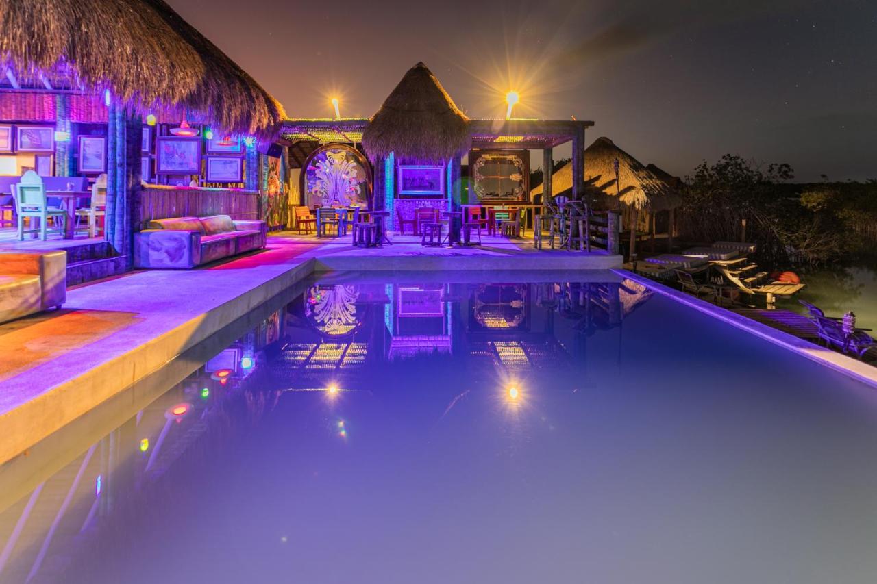 Embajada Universal By La Eufemia Group Huay Pix Exterior photo