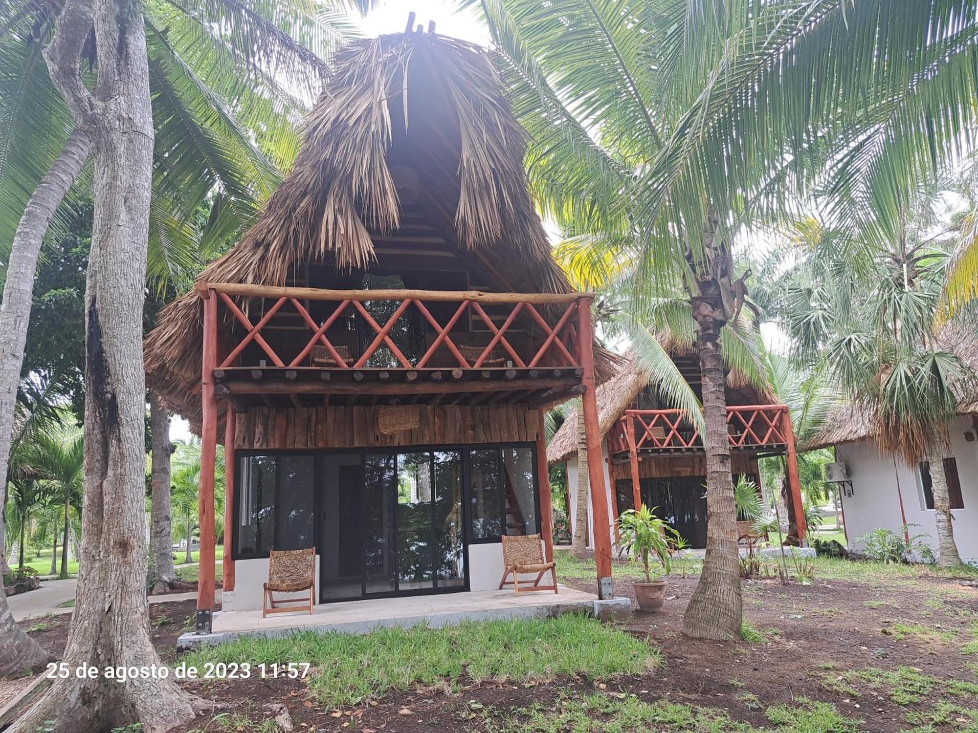Embajada Universal By La Eufemia Group Huay Pix Exterior photo